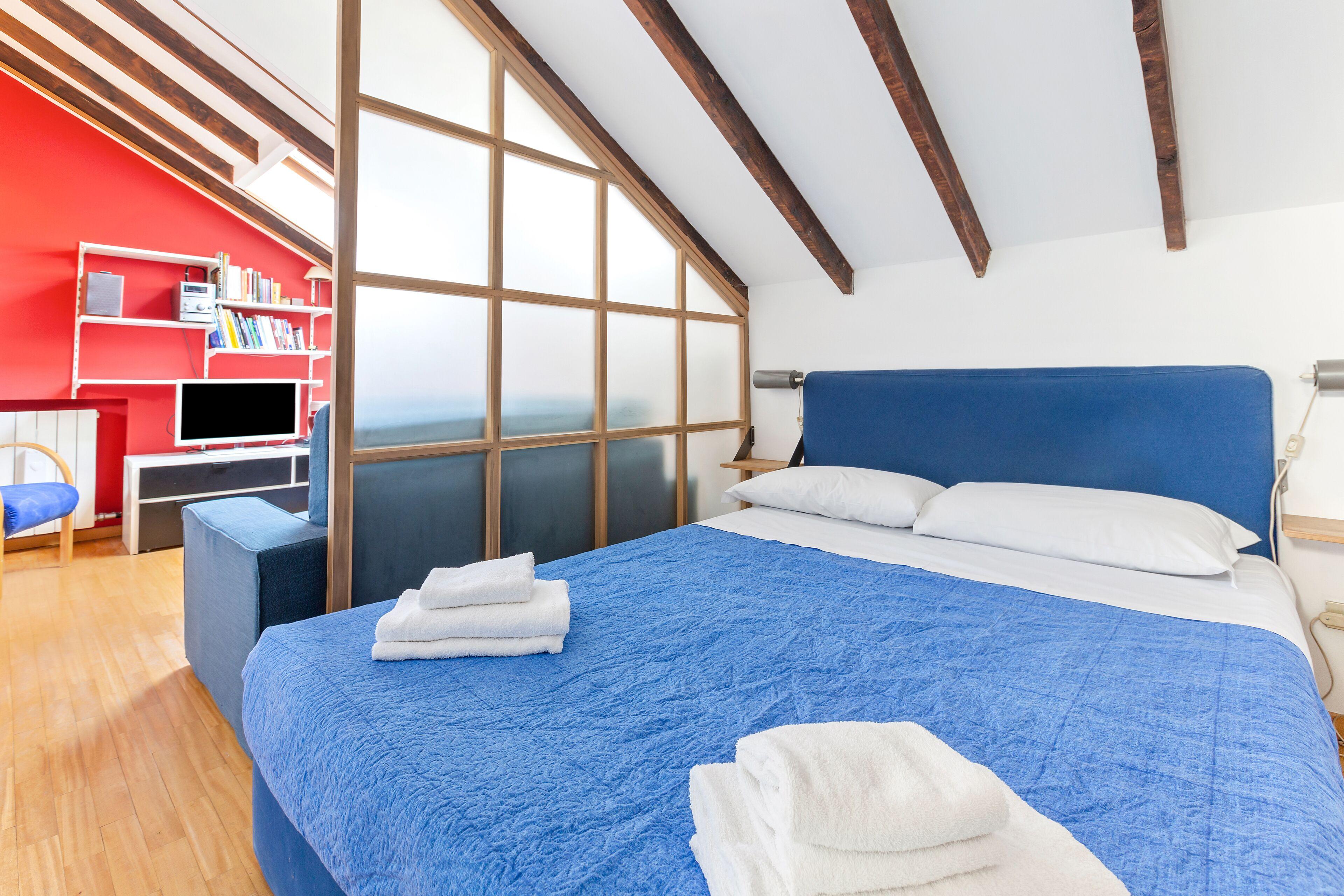 Guesthost - Piazza Risorgimento Cosy Studio — Photos 1